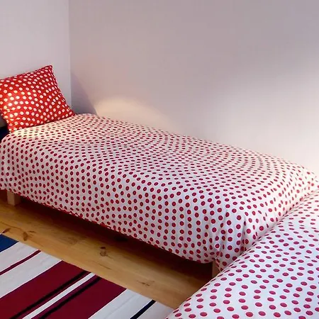 Cacilhas Guest Apartments Almada Room photo