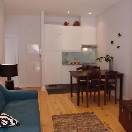 Cacilhas Guest Apartments Almada Room photo